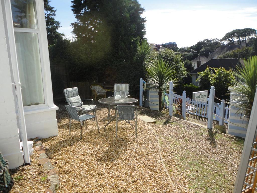 Bed and Breakfast Waves In Bournemouth Exteriér fotografie
