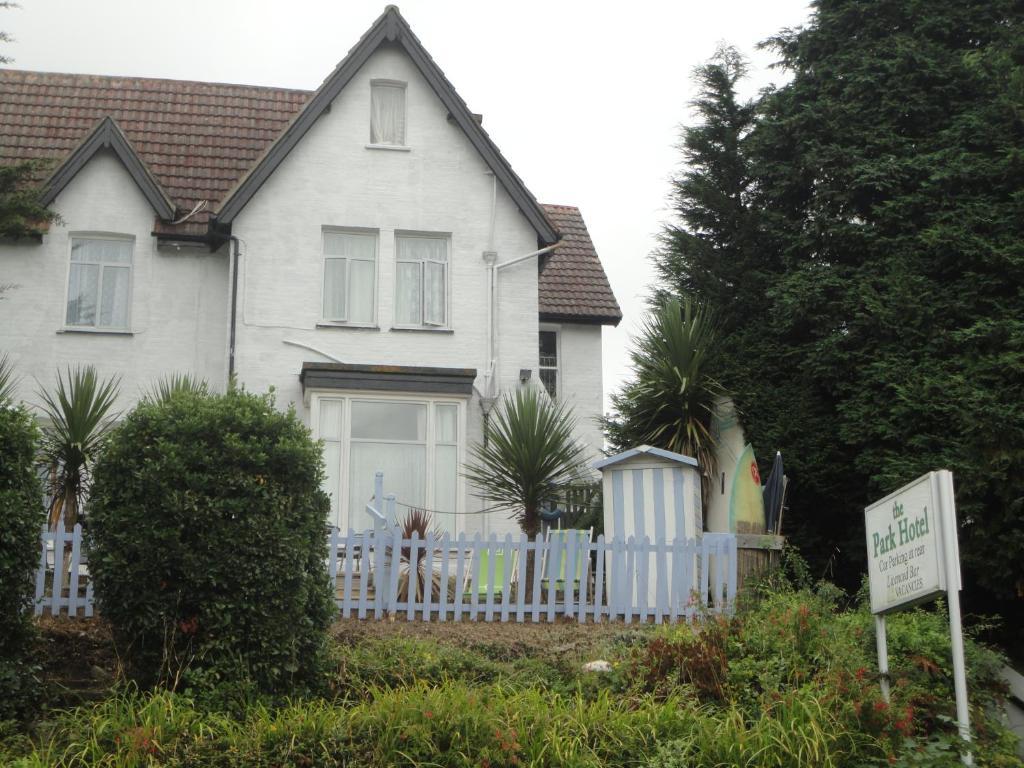 Bed and Breakfast Waves In Bournemouth Exteriér fotografie
