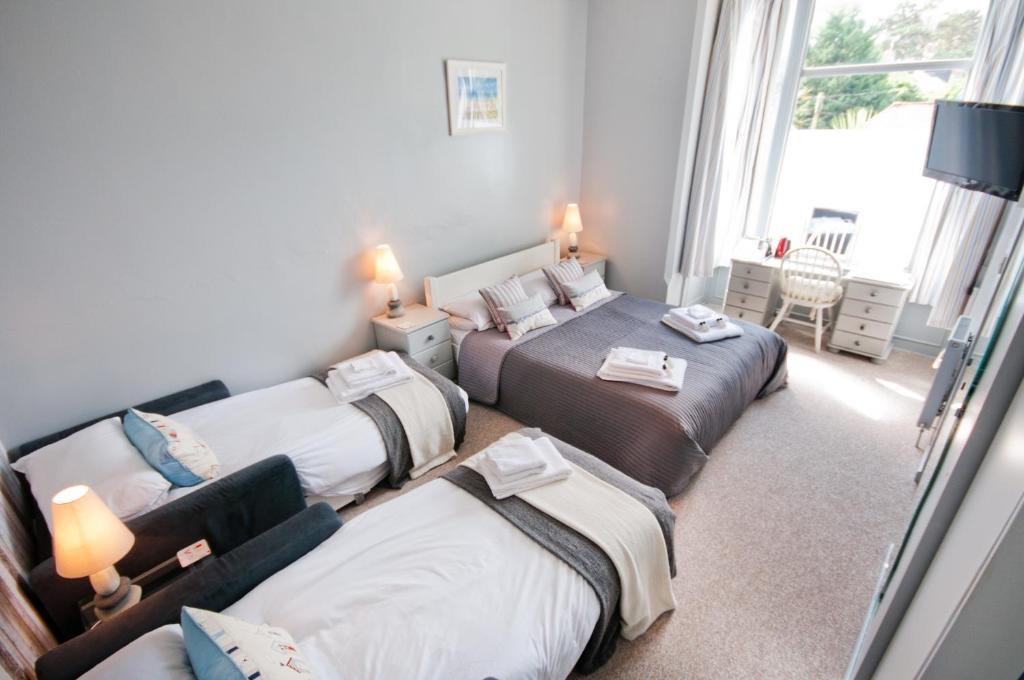 Bed and Breakfast Waves In Bournemouth Pokoj fotografie