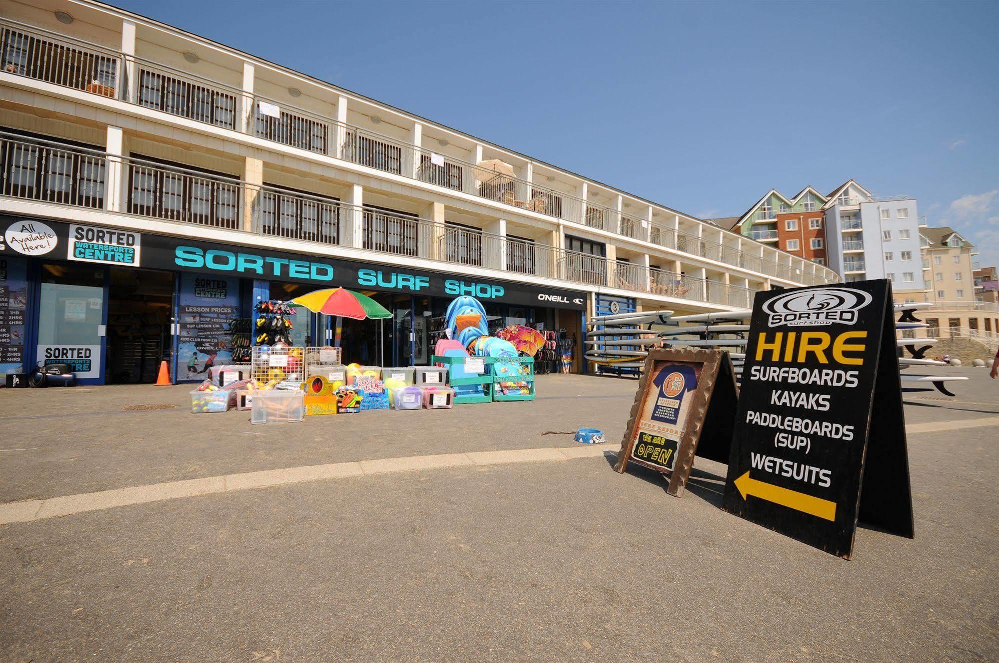 Bed and Breakfast Waves In Bournemouth Exteriér fotografie